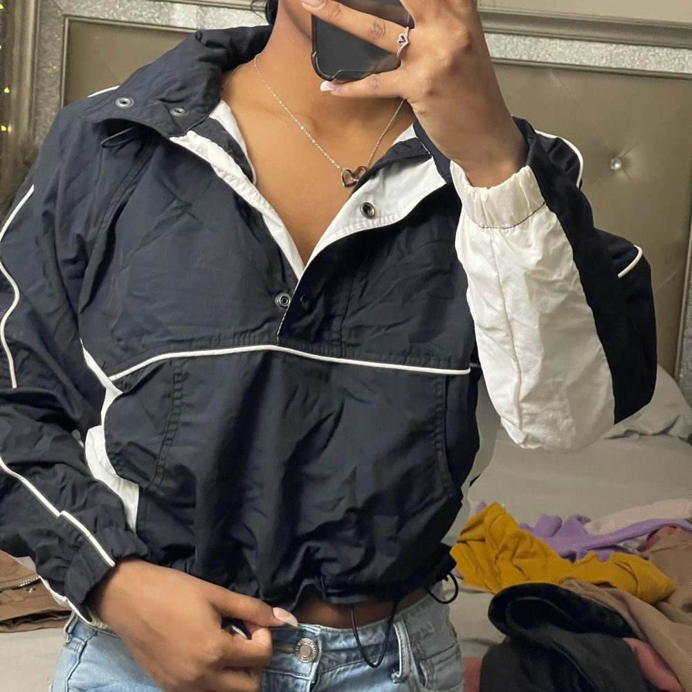 cropped windbreaker abercrombie & fitch